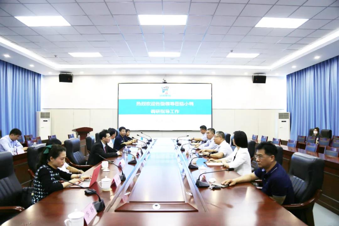 全球政商企交流合作聯(lián)盟執(zhí)行主席、意大利華人議長潘永長蒞臨小鴨參觀交流！